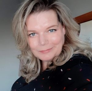 Meet your Posher, Dawn